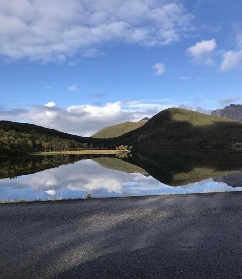 Aparthotel Senja Living Stonglandseidet Esterno foto