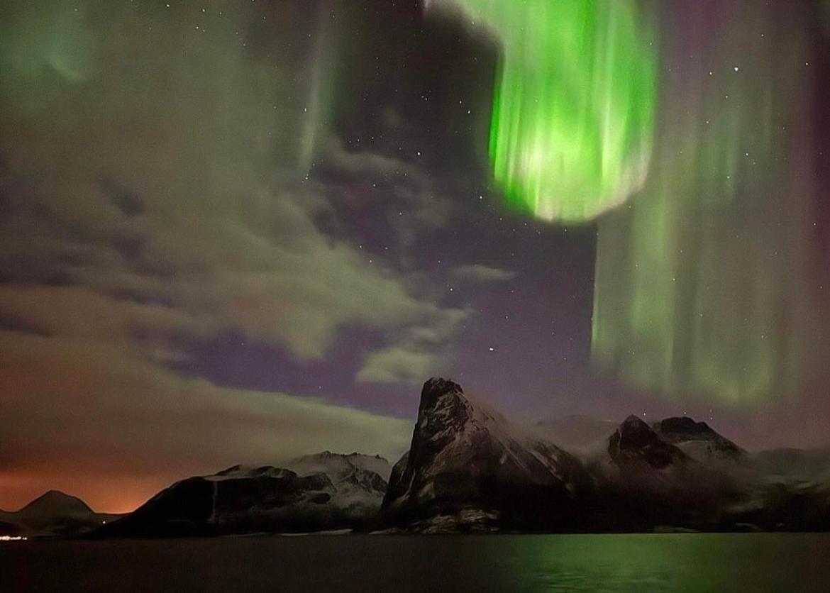 Aparthotel Senja Living Stonglandseidet Esterno foto